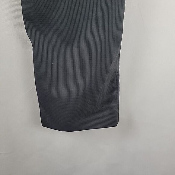 Kuiu Tiburon Cargo Pants Mens 32S 32x30 Gray Micro Vented Hiking Hunting Utility - Picture 12 of 15